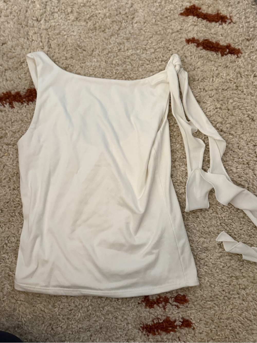 gaze White One-Shoulder Tie Tank Top